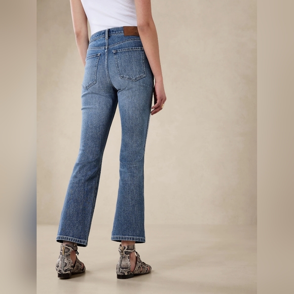 Banana Republic Crop Boot jean - Picture 2 of 5